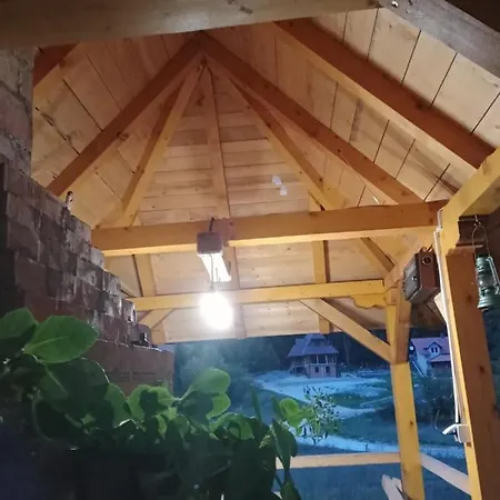 Vila Ivana * Mitrovac